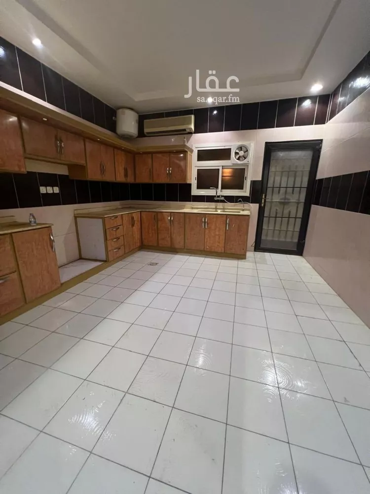 فيلا للبيع في شارع عبدالرحمن بن موسى, حي العارض, مدينة الرياض, منطقة الرياض 6