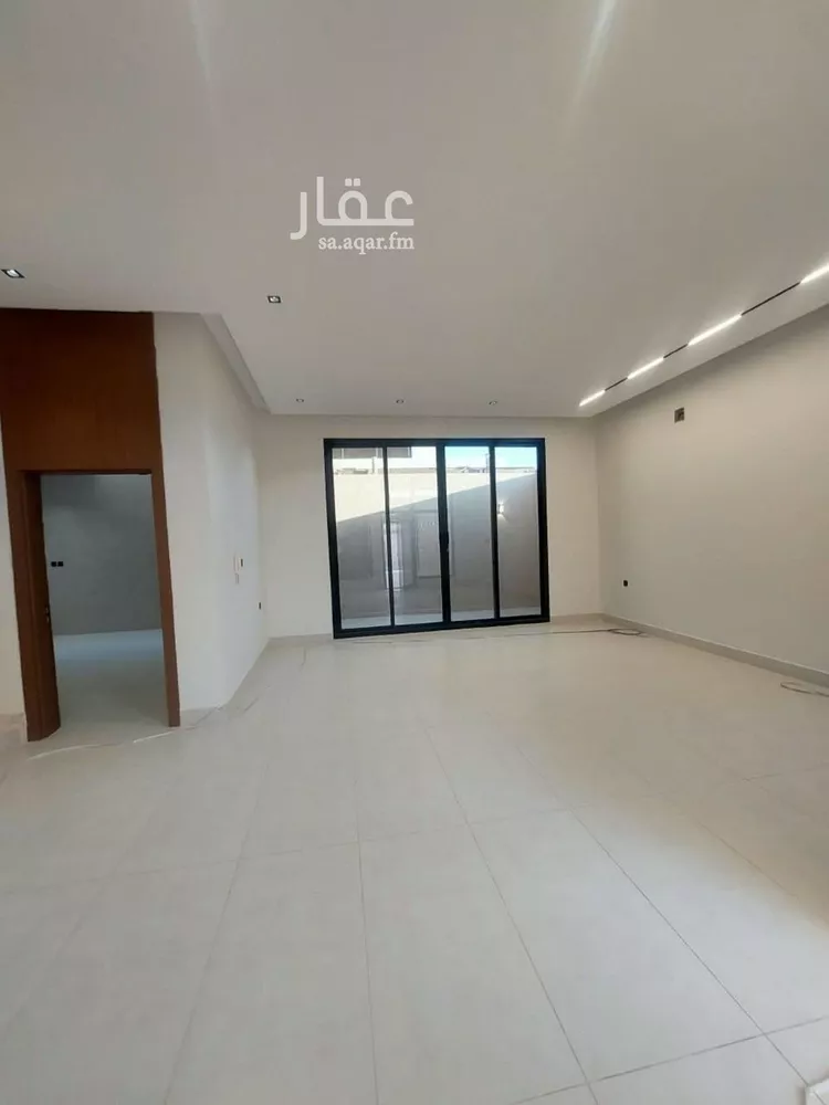 فيلا للبيع في شارع ابن عبدالقاهر, حي العارض, مدينة الرياض, منطقة الرياض صورة 2