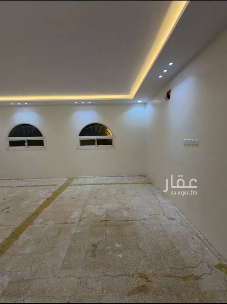 فيلا للبيع في شارع المنقلة, حي اليرموك, مدينة الرياض, منطقة الرياض 12