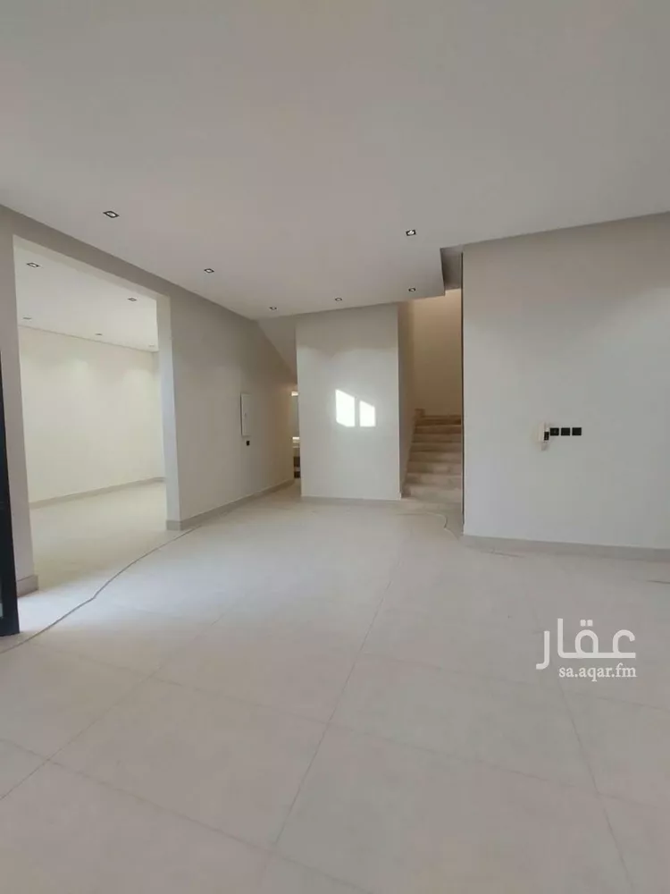 فيلا للبيع في شارع ابن عبدالقاهر, حي العارض, مدينة الرياض, منطقة الرياض صورة 3