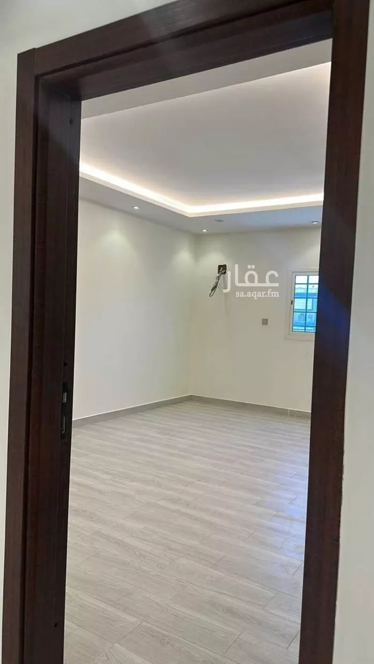 Floor for Sale in Riyadh Al Yarmouk 10