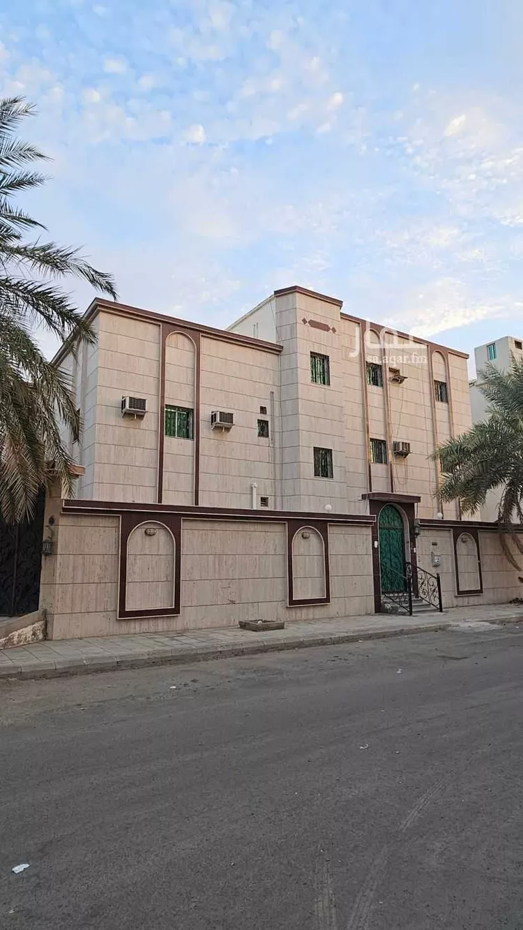 فيلا للبيع في شارع عبدالرحمن بن عقبة, حي السامر, مدينة جدة, منطقة مكة المكرمة صورة 5