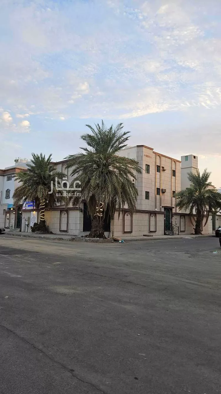 فيلا للبيع في شارع عبدالرحمن بن عقبة, حي السامر, مدينة جدة, منطقة مكة المكرمة صورة 3