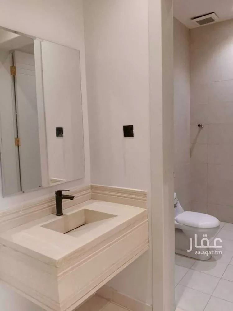 شقة للإيجار في شارع سويد بن النعمان ، حي العزيزية ، الرياض ، منطقة الرياض صورة 4