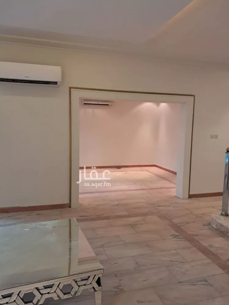 فيلا للإيجار في شارع البكرات, حي الرحمانية, مدينة الرياض, منطقة الرياض صورة 4