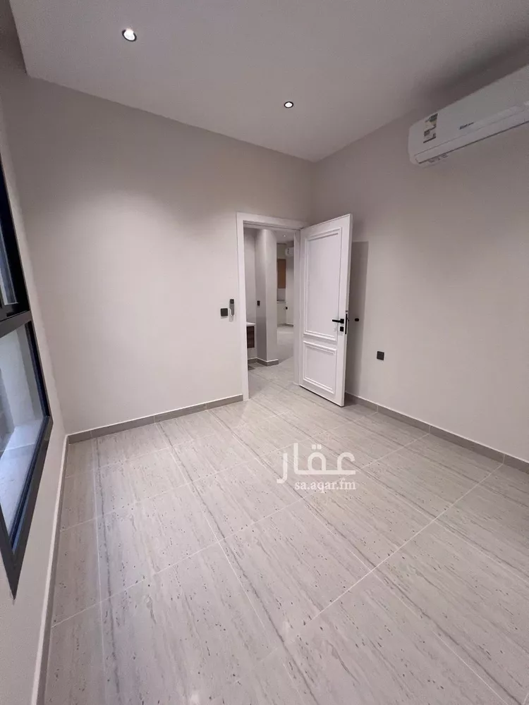 شقة للبيع في شارع محمد بن ناصر المبارك, حي عرقة, مدينة الرياض, منطقة الرياض صورة 4