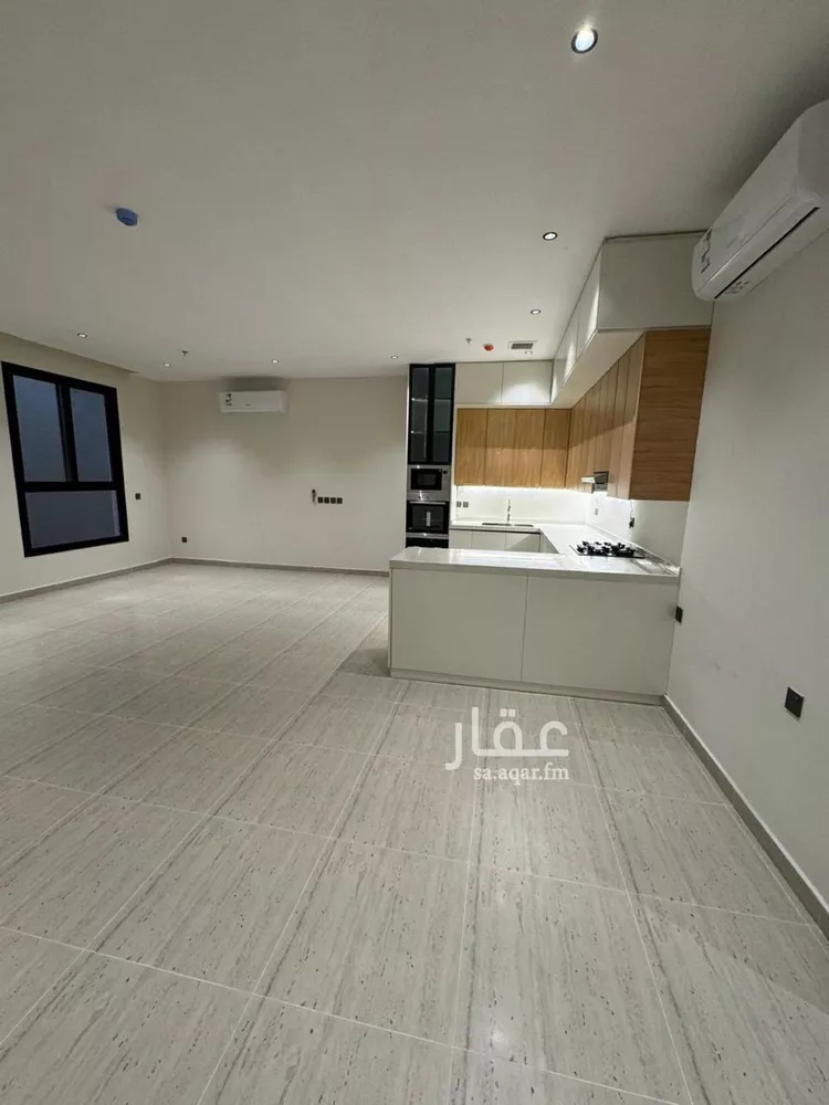 شقة للبيع في شارع محمد بن ناصر المبارك, حي عرقة, مدينة الرياض, منطقة الرياض