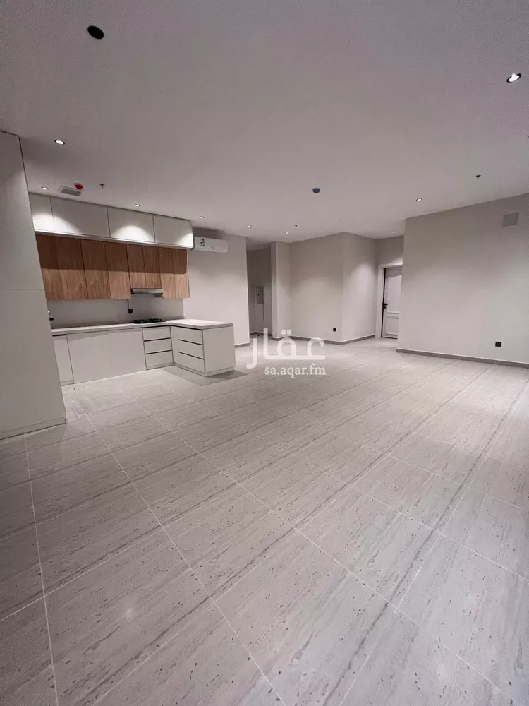 شقة للبيع في شارع محمد بن ناصر المبارك, حي عرقة, مدينة الرياض, منطقة الرياض صورة 5