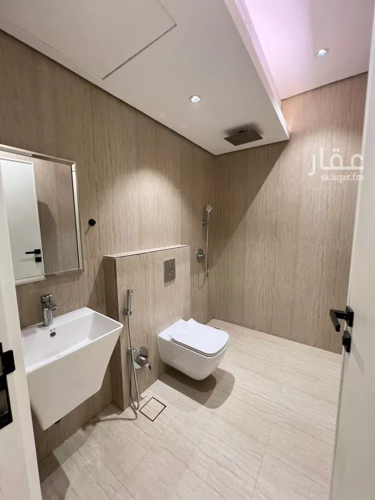 دور للإيجار في شارع الطريق الدائري الشرقي, حي الإزدهار, مدينة الرياض, منطقة الرياض 15