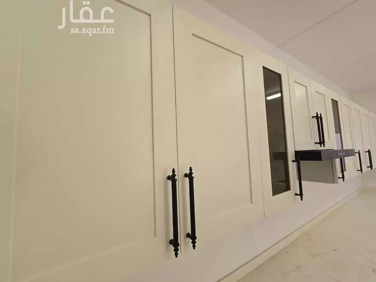 فيلا للإيجار في شارع محمد أمين فودة, حي مطار الملك خالد الدولي, مدينة الرياض, منطقة الرياض 11