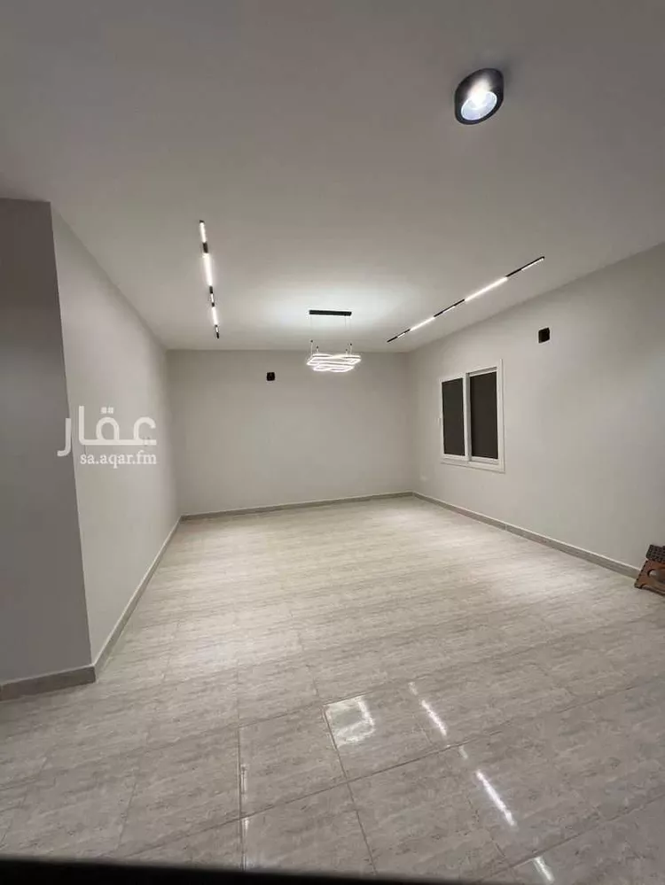 فيلا للإيجار في شارع عبدالرحمن العمادي ، حي مطار الملك خالد الدولي ، الرياض ، منطقة الرياض 1 صورة