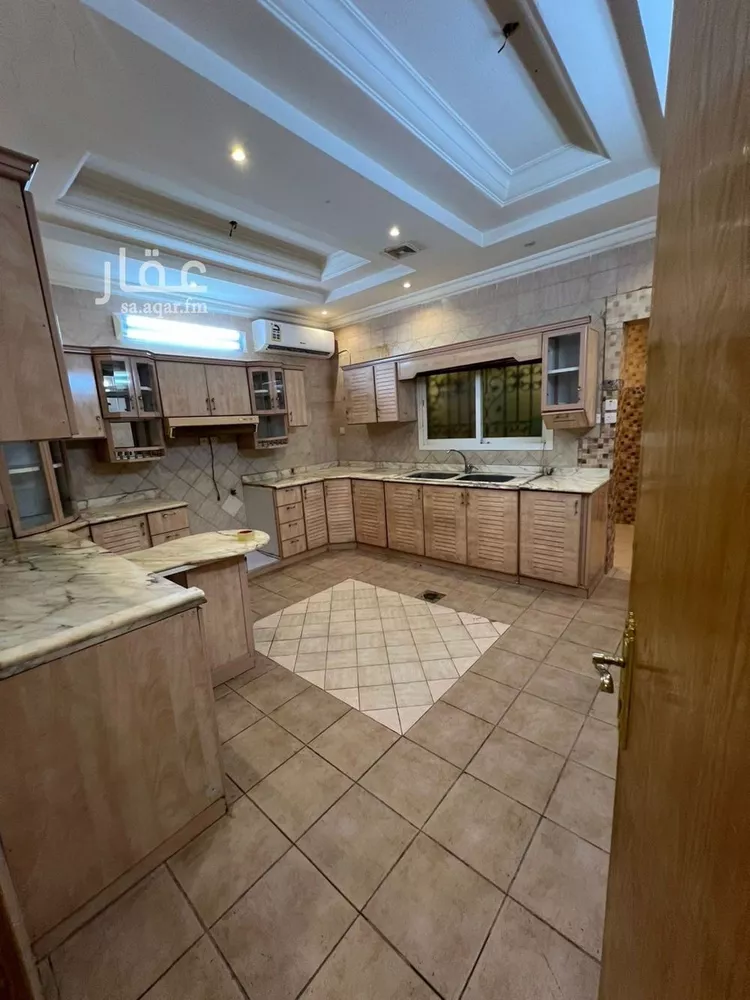 فيلا للإيجار في شارع الجبل الأبيض, حي الريان, مدينة الرياض, منطقة الرياض صورة 4