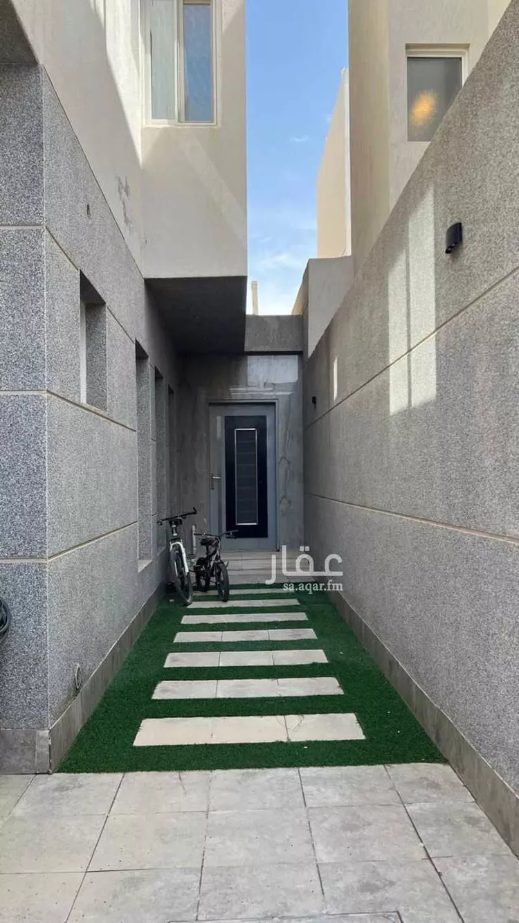 فيلا للإيجار في شارع محمد بن علي الزمزمي, حي المهدية, مدينة الرياض, منطقة الرياض 15