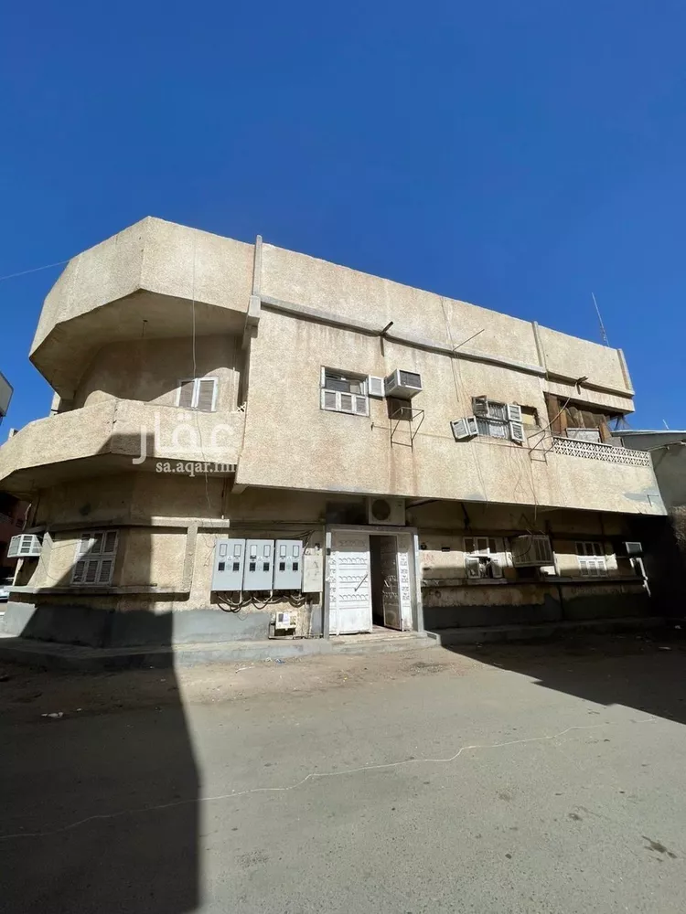 Building for Sale in Medina Bani Moawya