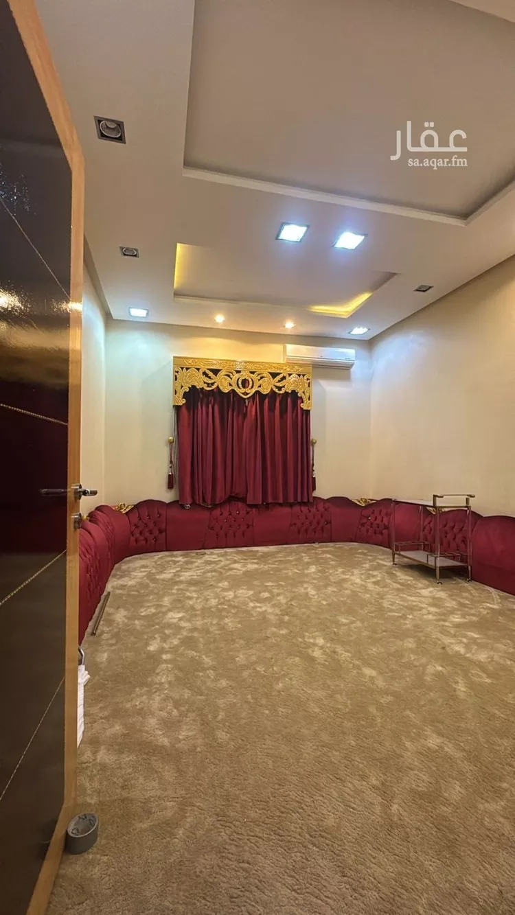 فيلا للإيجار في شارع الغبة, حي إشبيلية, مدينة الرياض, منطقة الرياض صورة 2