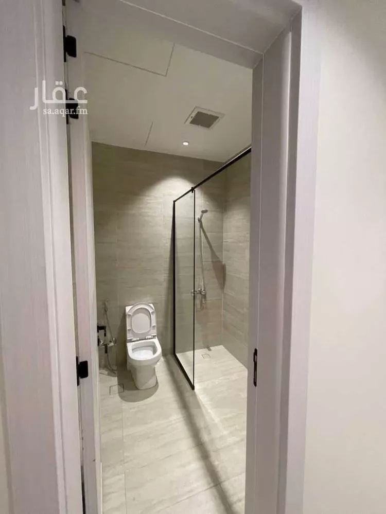 فيلا للإيجار في شارع رخي العنبري, حي العارض, مدينة الرياض, منطقة الرياض صورة 3