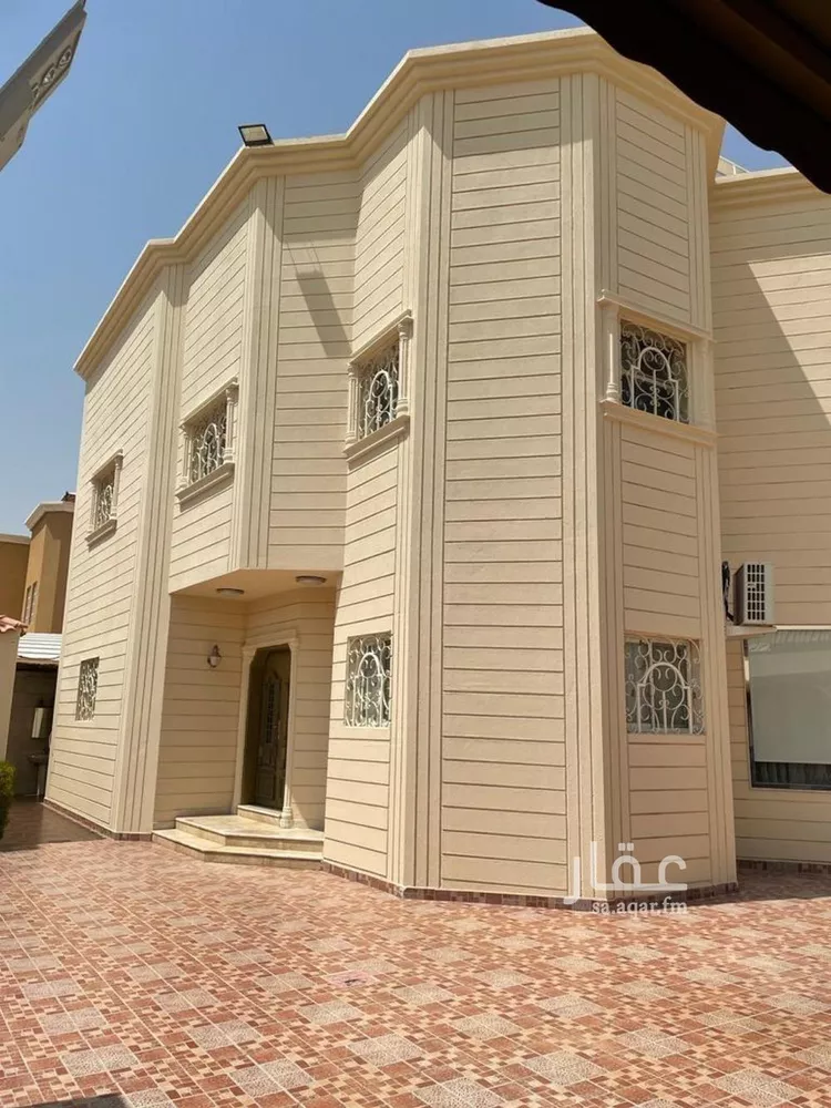 فيلا للبيع في شارع اللوزة, حي الأندلس, مدينة الرياض, منطقة الرياض صورة 2