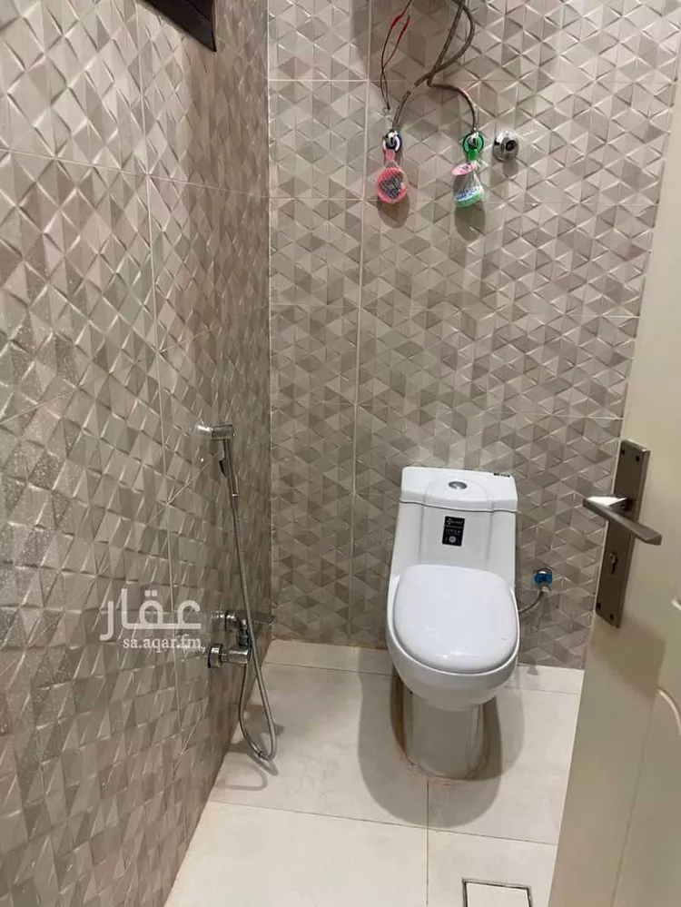 فيلا للإيجار في شارع رقم 128, حي ظهرة لبن, مدينة الرياض, منطقة الرياض 12