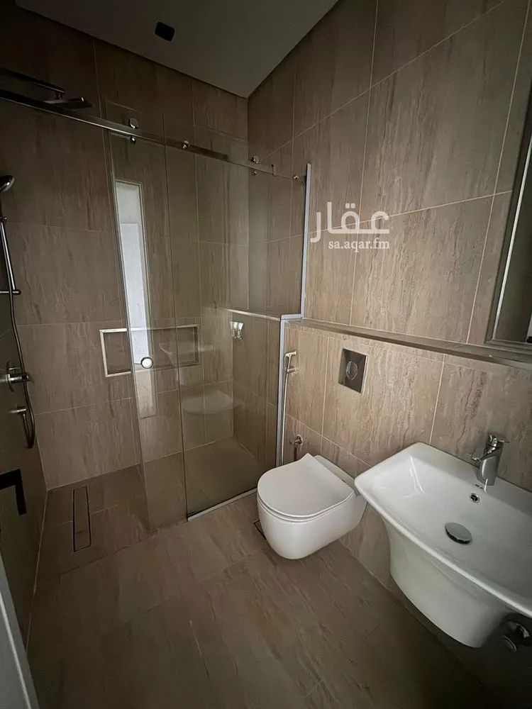 شقة للإيجار في شارع الامير مقرن بن عبدالعزيز, حي مغرزات, مدينة الرياض, منطقة الرياض صورة 3