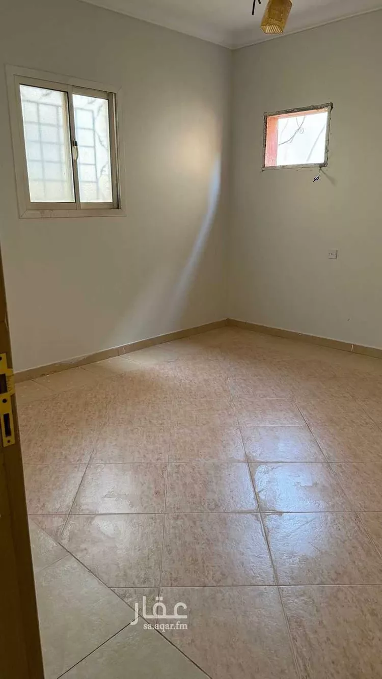 Floor for Rent in Riyadh Ad Duraihimiyah 6