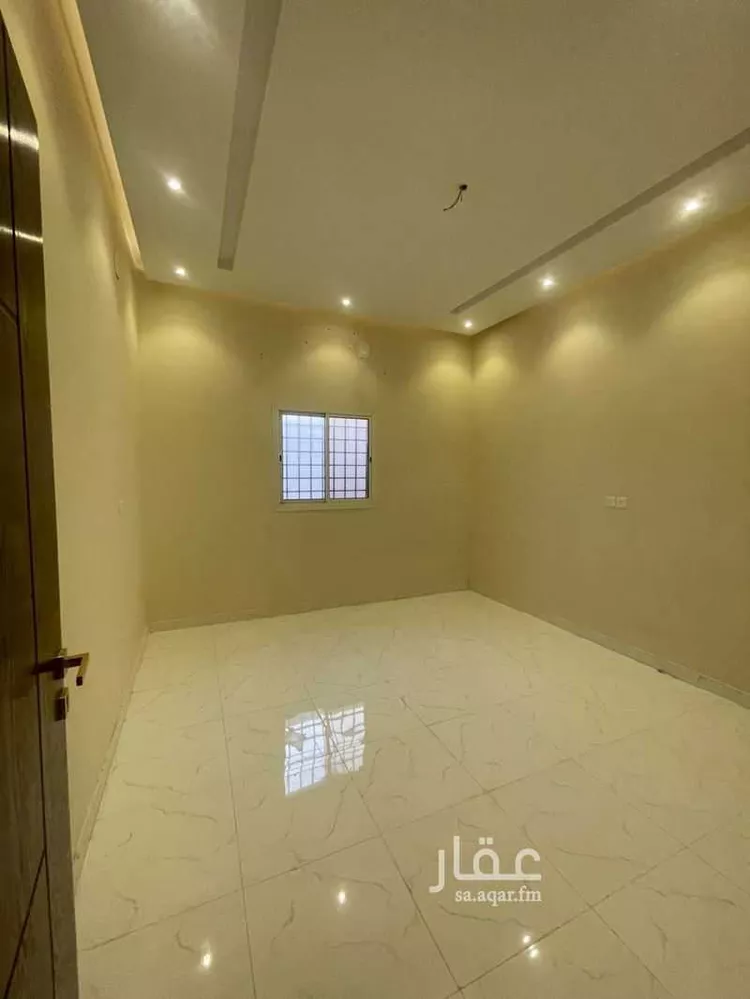 شقة للإيجار في شارع 1400776, حي الورود, مدينة القريات, منطقة الجوف صورة 2