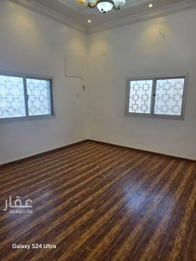 عمارة للإيجار في شارع حمزة بن عبدالمطلب, حي أم العراد, مدينة الطائف, منطقة مكة المكرمة صورة 3