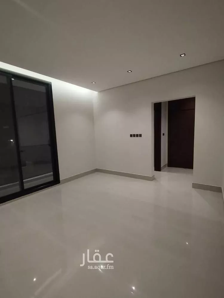 فيلا للبيع في شارع أبي الحق الحنفي, حي المهدية, مدينة الرياض, منطقة الرياض صورة 2