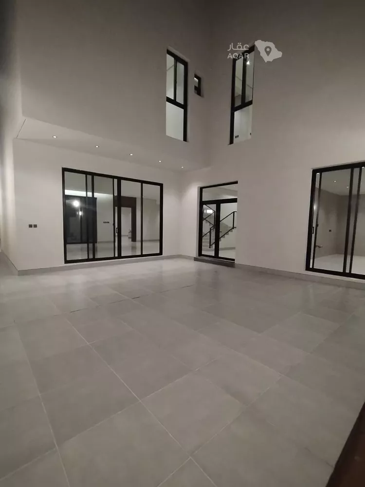 فيلا للبيع في شارع أبي الحق الحنفي, حي المهدية, مدينة الرياض, منطقة الرياض 2