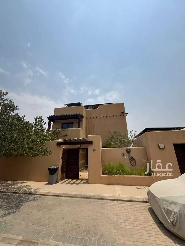 Villa for Sale in Riyadh Al Qirawan
