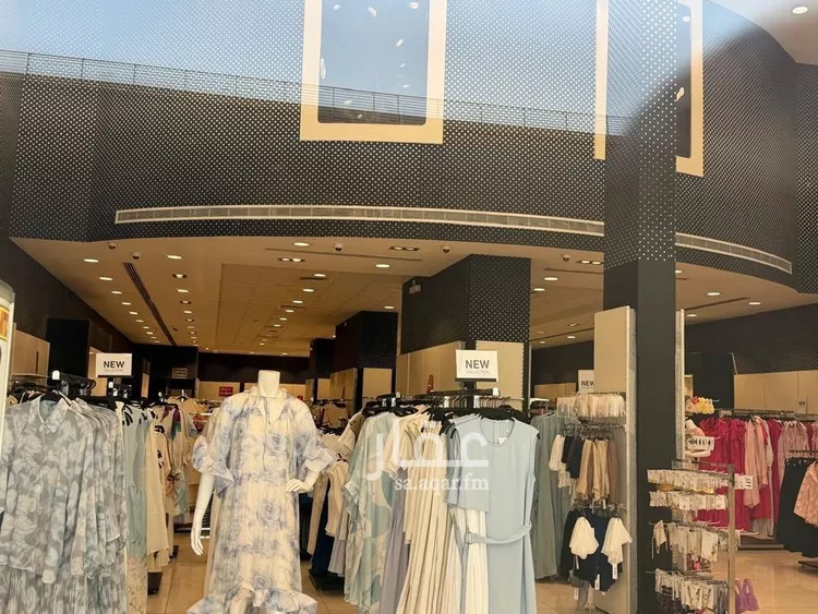 محل للإيجار في شارع الخبره, حي العزيزية, مدينة الرياض, منطقة الرياض صورة 2