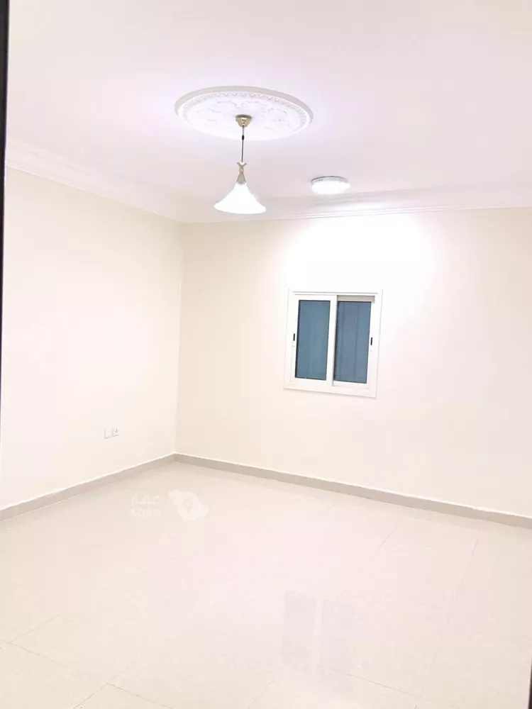 شقة للإيجار في شارع حـرض, حي الصواري, مدينة الخبر, المنطقة الشرقية 8