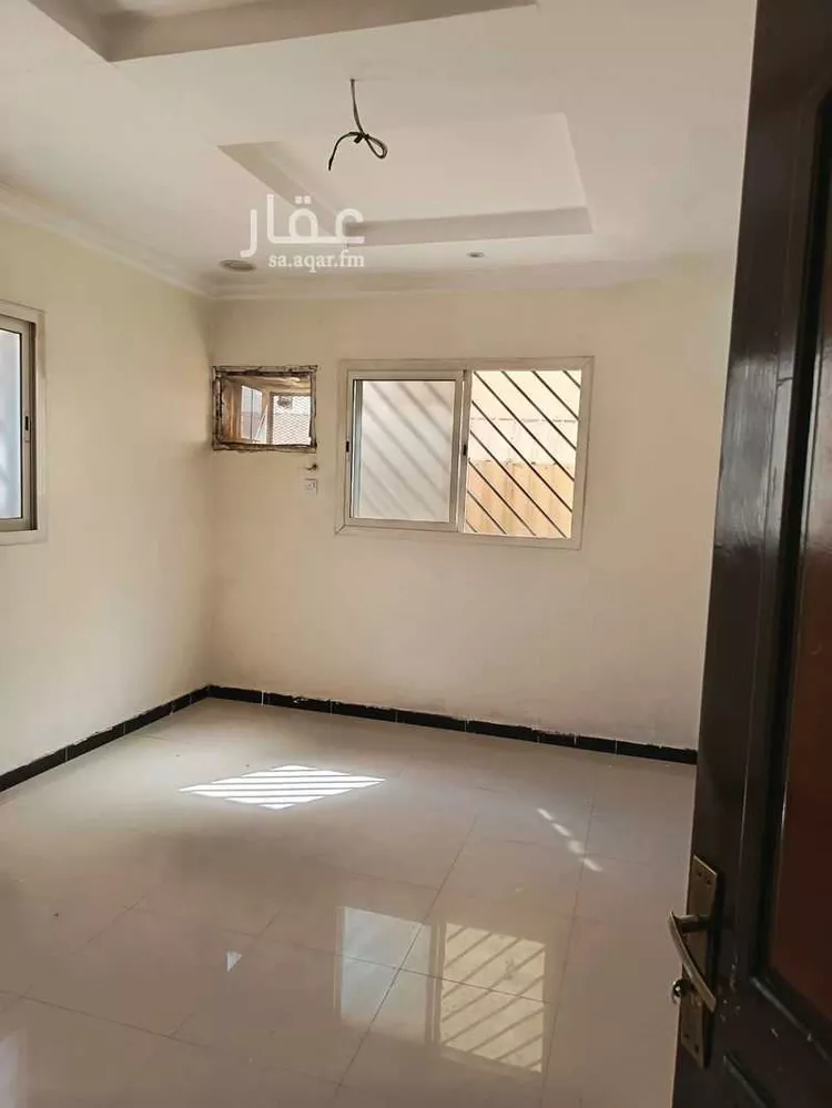 دور للإيجار في شارع رقم 33 ، حي بدر ، الرياض ، منطقة الرياض صورة 2