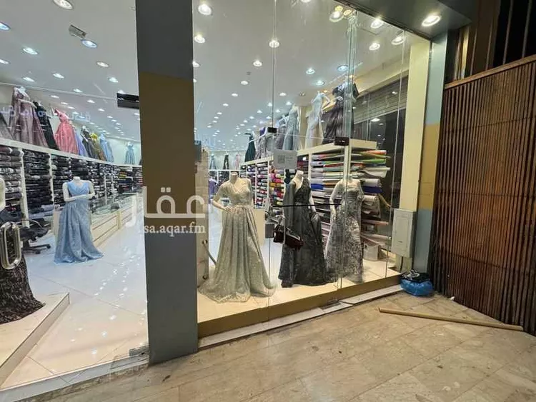 محل للبيع في شارع الملك فهد, حي عتيقة, مدينة الرياض, منطقة الرياض صورة 2