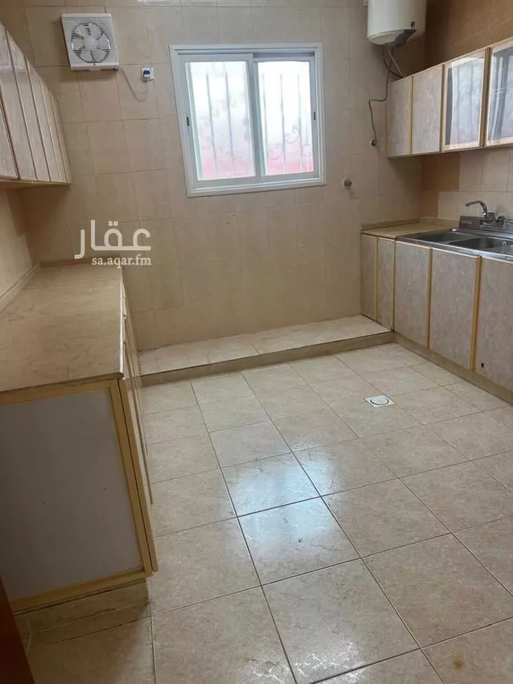 شقة للإيجار في شارع المنذر البلوطي ، حي الموظفين ، أبها ، منطقة عسير صورة 3