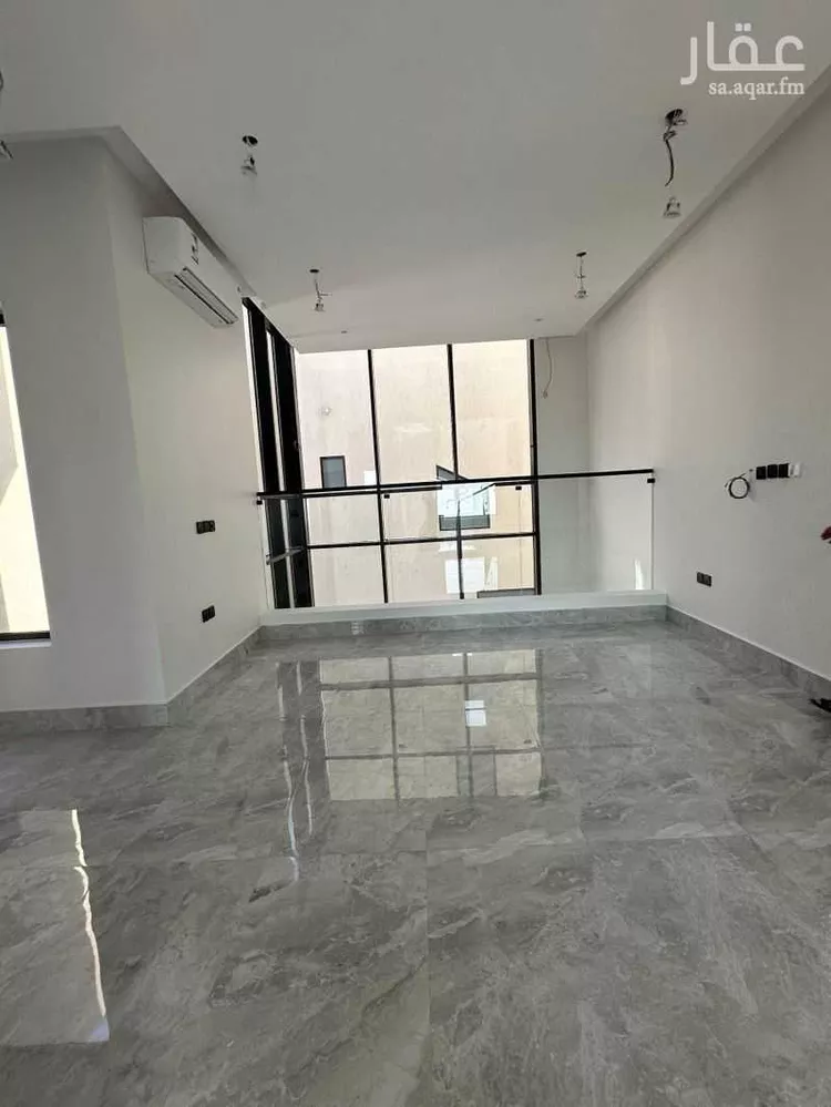 فيلا للإيجار في شارع طاهر سنبل, حي القيروان, مدينة الرياض, منطقة الرياض صورة 2