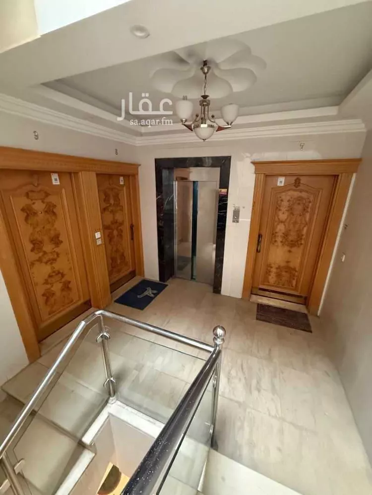 عمارة للبيع في شارع الشيخ عبدالرزاق عفيفي, حي المروج, مدينة الرياض, منطقة الرياض صورة 3