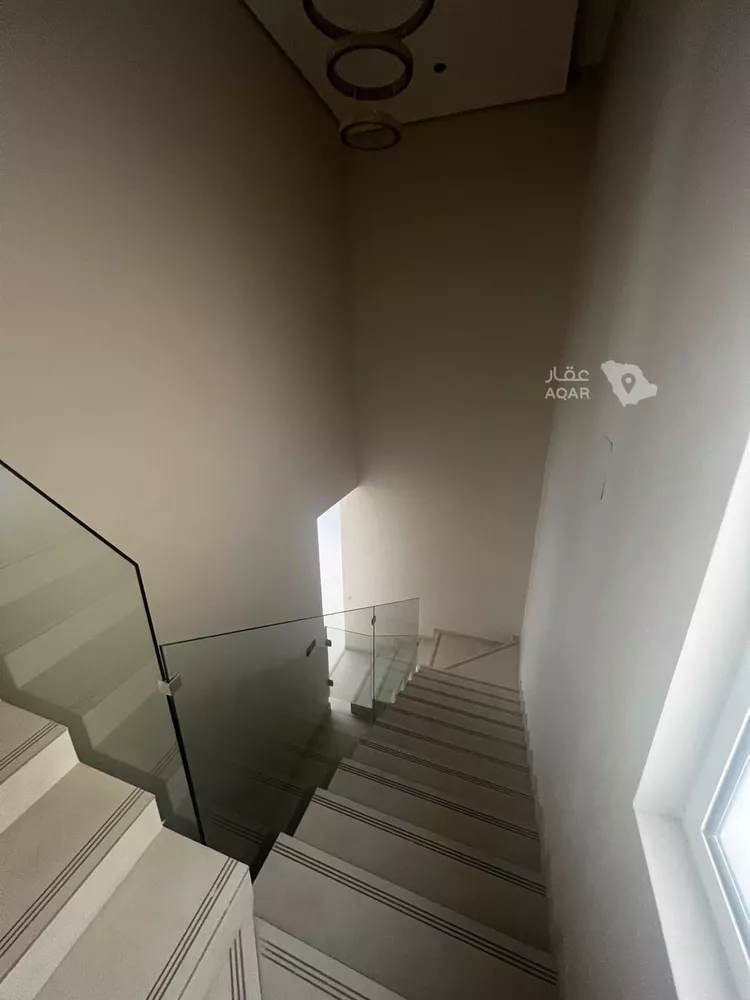 Villa for Sale in Riyadh Al Arid 9