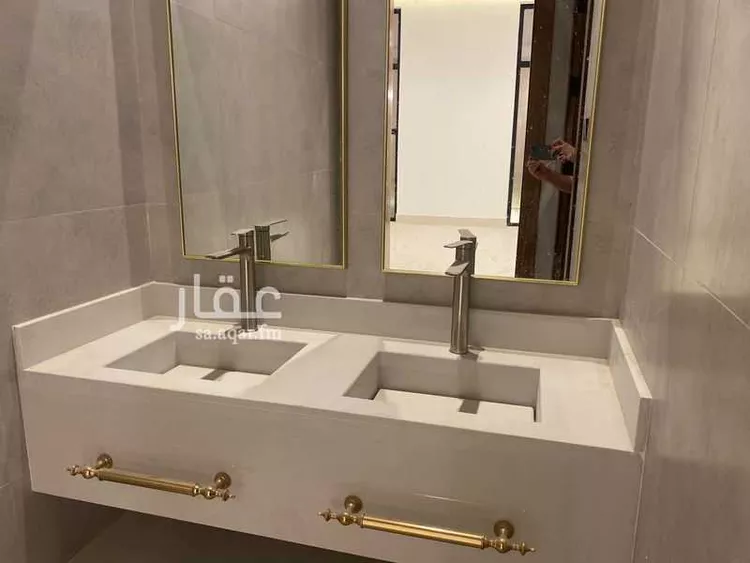 فيلا للبيع في شارع علي المذحجي, حي النرجس, مدينة الرياض, منطقة الرياض 7