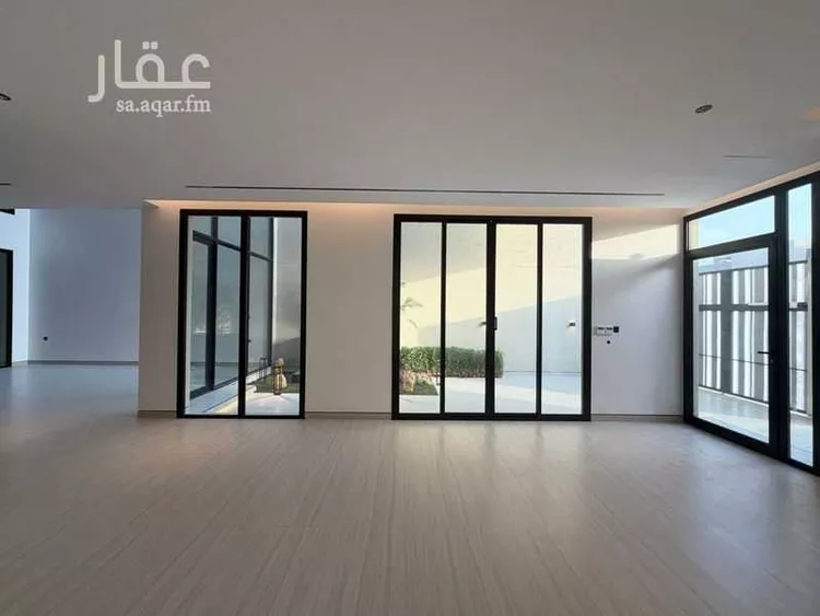 Villa for Sale in Riyadh Al Arid 10
