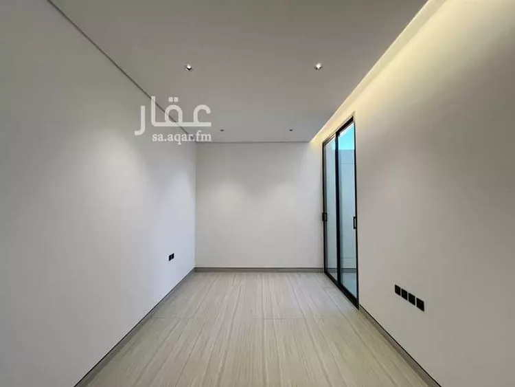 دور للبيع في شارع سعيد بن نافع, حي العارض, مدينة الرياض, منطقة الرياض 8
