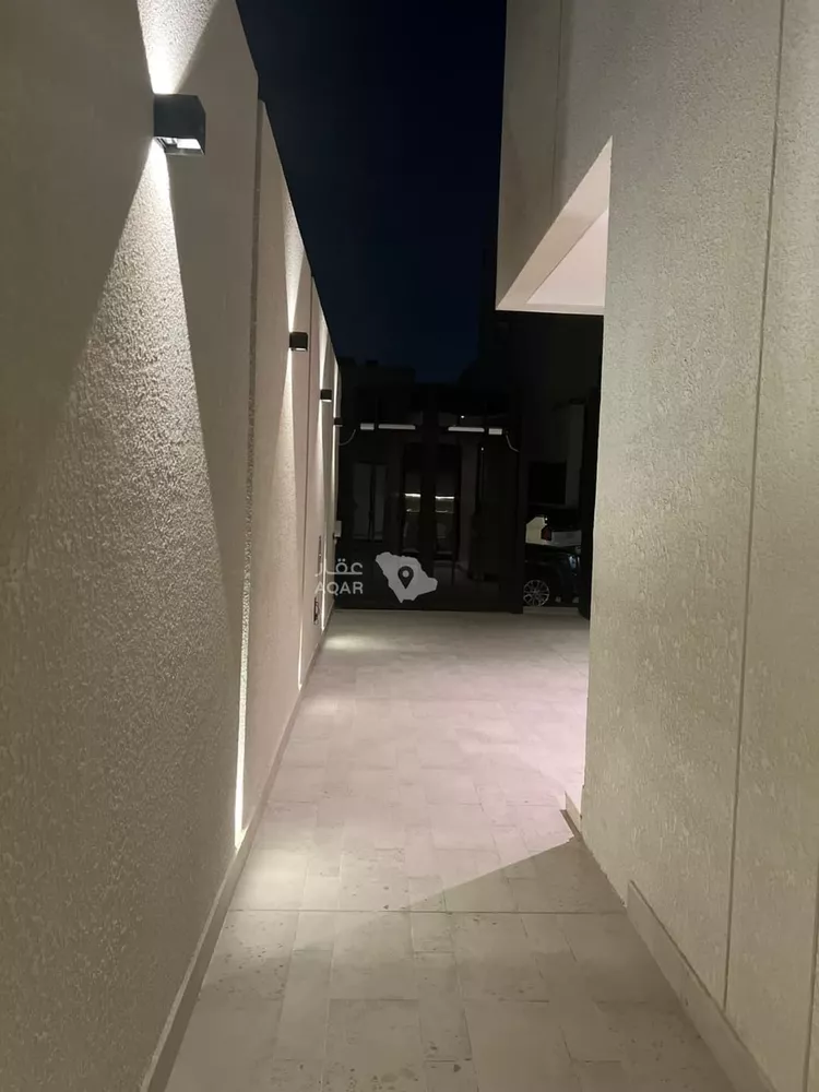 Floor for Sale in Riyadh Al Yasmin ุตูุฑุฉ 3