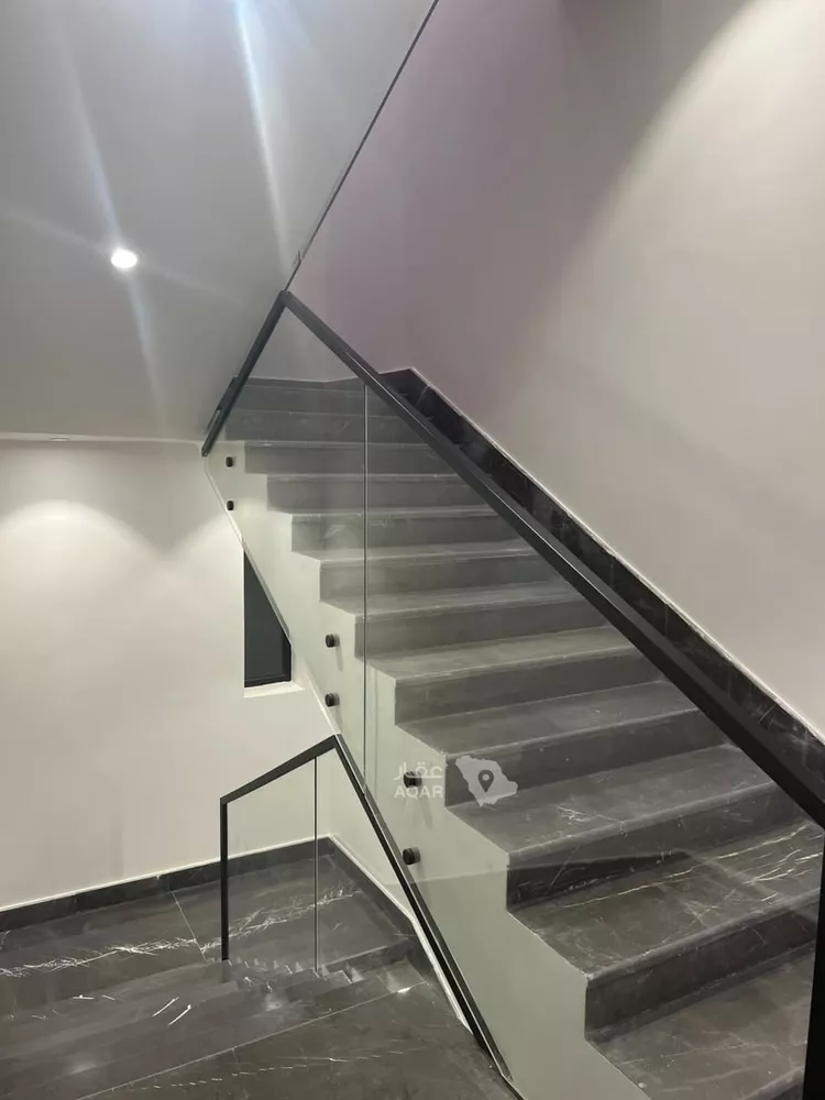 Floor for Sale in Riyadh Al Yasmin ุตูุฑุฉ 4