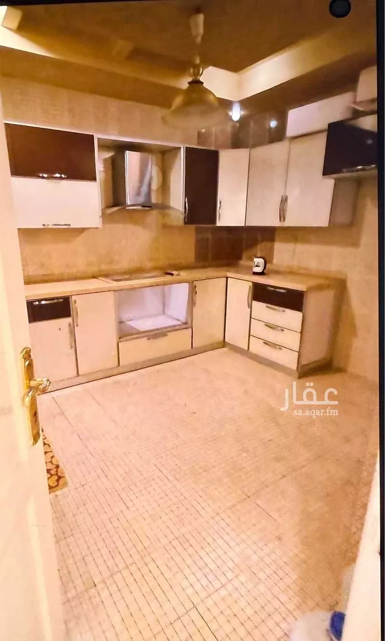 شقة للإيجار في شارع عبد الكريم بن يوسف الأنصاري, حي الأمير عبدالمجيد, مدينة جدة, منطقة مكة المكرمة صورة 4