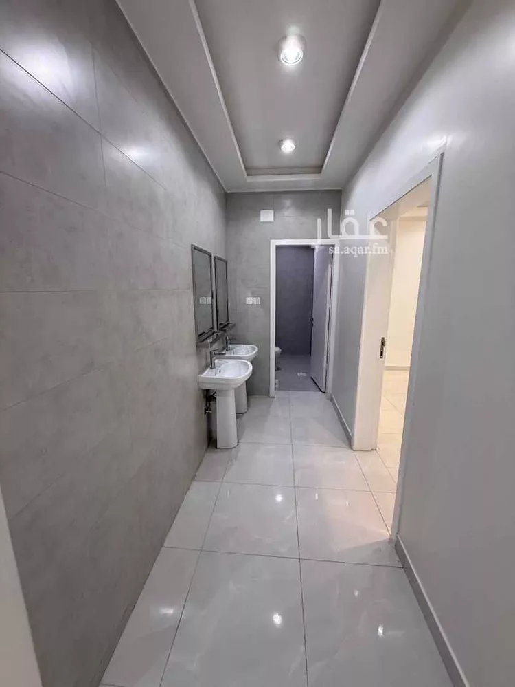 عمارة للإيجار في شارع الطليعة, حي المنهل, مدينة أبها, منطقة عسير