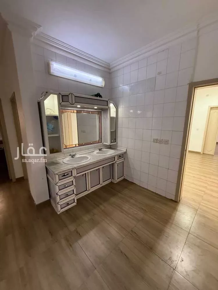 Floor for Rent in Abha Ad Dabab 9