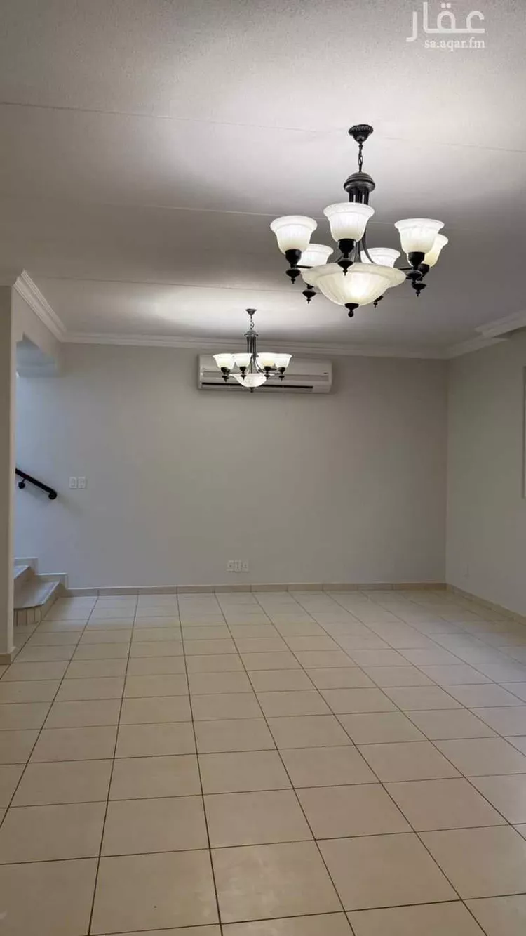 فيلا للإيجار في شارع الغامديه, حي الشعلة, مدينة الدمام, المنطقة الشرقية صورة 2