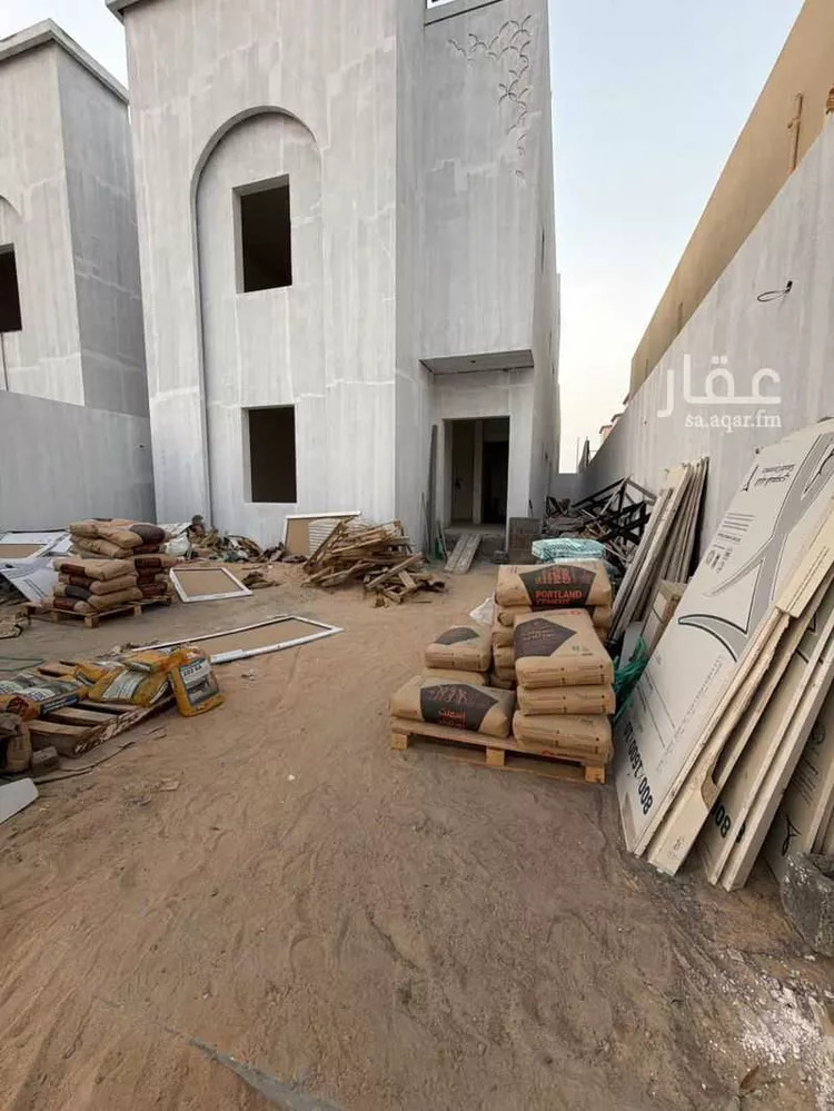 فيلا للبيع في شارع محمود بن زنكي, حي السلمانية الرابع, مدينة الاحساء, المنطقة الشرقية صورة 2