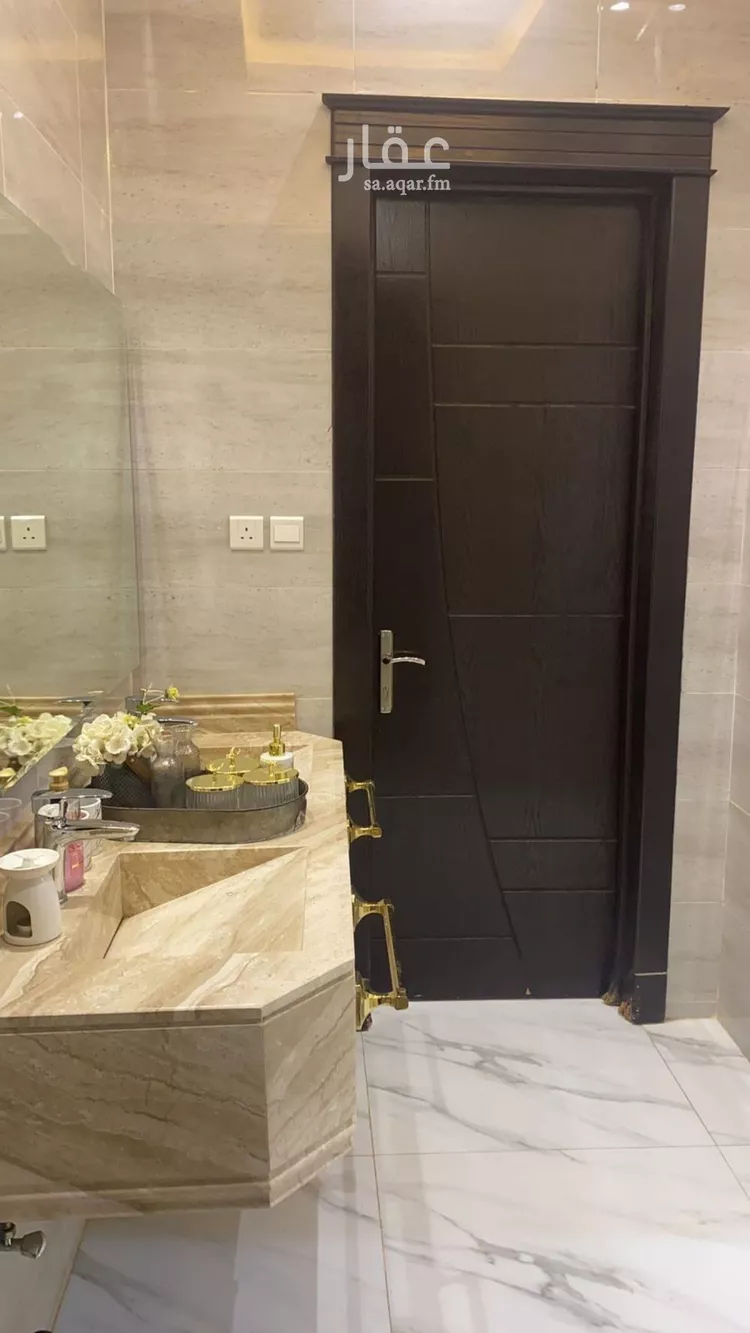 فيلا للبيع في شارع حماد الأنصاري, حي المعيزيلة, مدينة الرياض, منطقة الرياض صورة 3