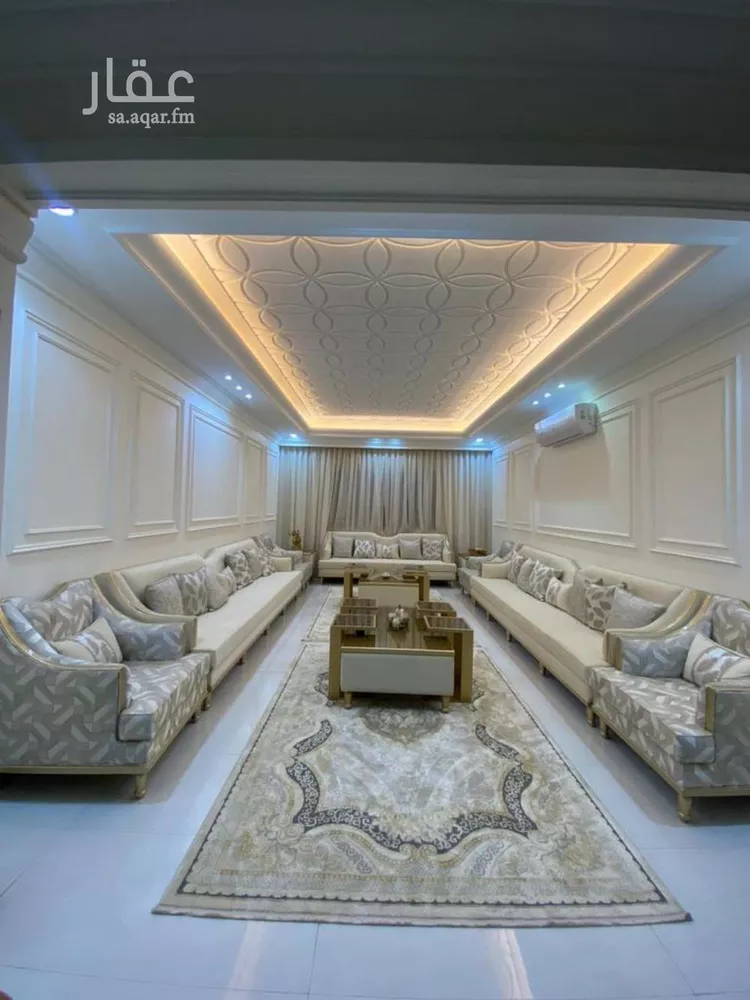 فيلا للبيع في شارع محمد بن عيسى المذجحي, حي الرمال, مدينة الرياض, منطقة الرياض صورة 3