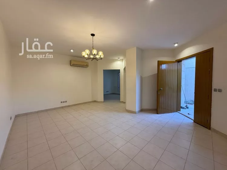 فيلا للإيجار في شارع الصويفي, حي قرطبة, مدينة الرياض, منطقة الرياض صورة 3
